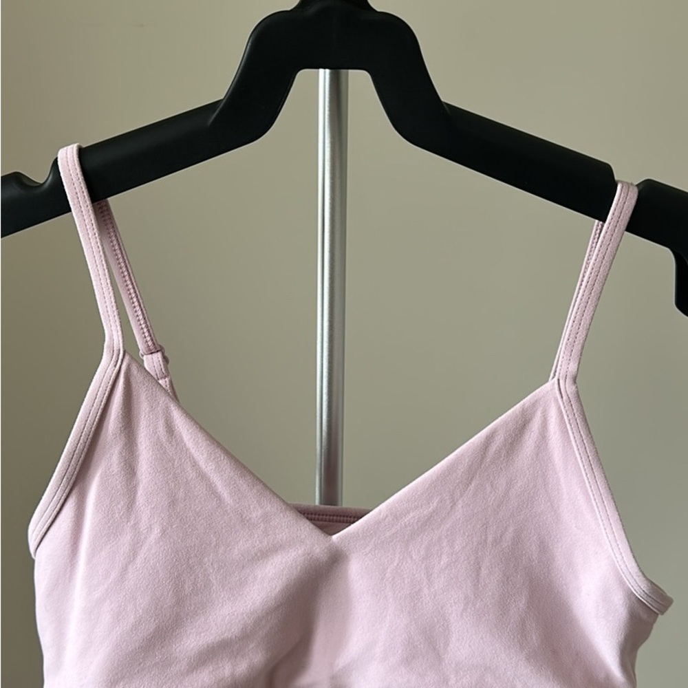 Aritzia GOLDEN BY TNA Blush Pink Spaghetti sports bra